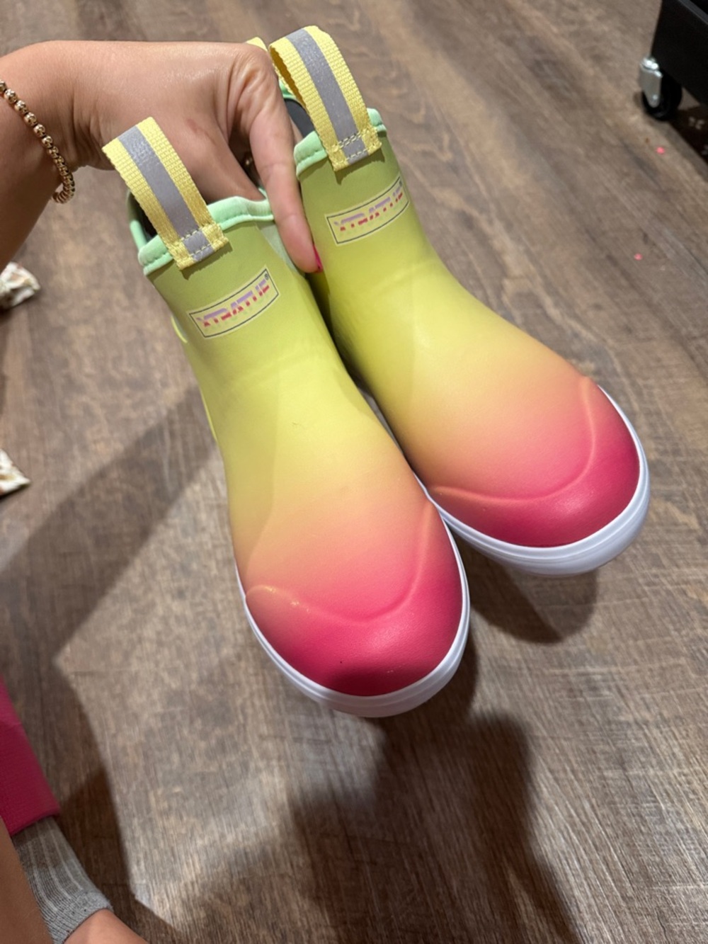 Women’s Gradient Yellow-Pink Slip-On Rain Boots